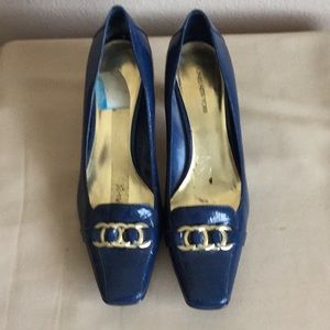 Royal Blue Jones of New York size 10M